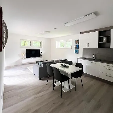 Ferienwohnung: Waldblick Hatten Exterior foto